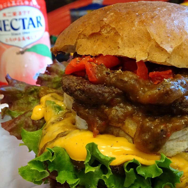 カレーバーガー＋チーズ＋エッグ(PEDRO'S BURGER)