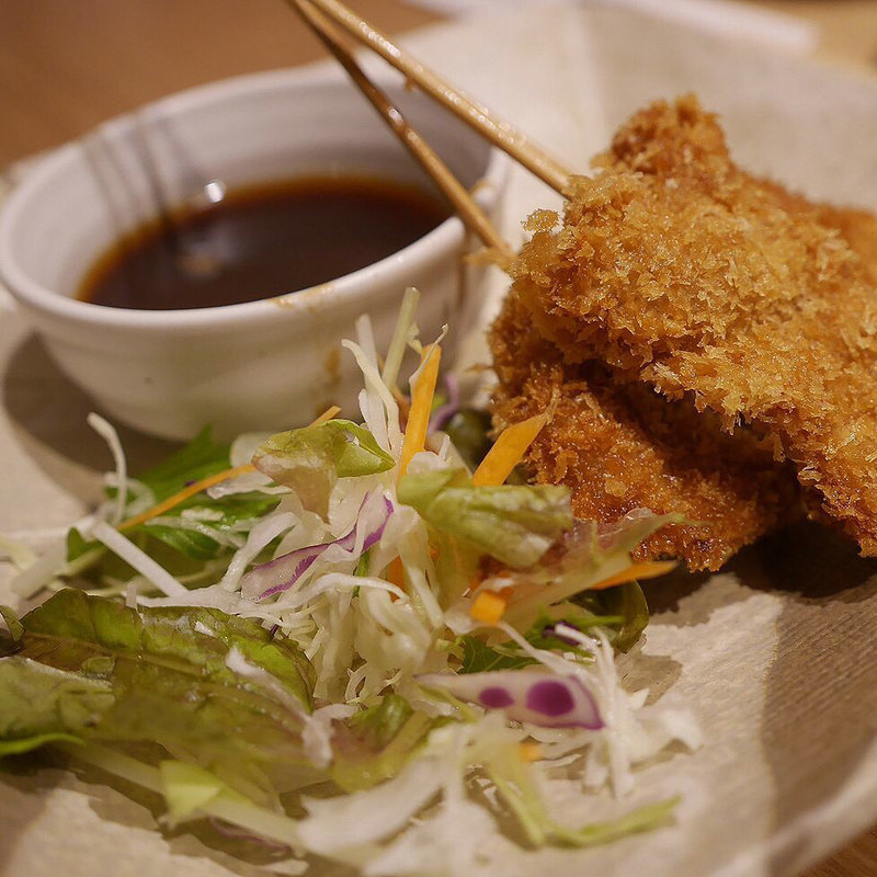 トンヘレ串かつ（3本）(とり天ぶっかけと鴨釜うどん 麺匠 やしま)