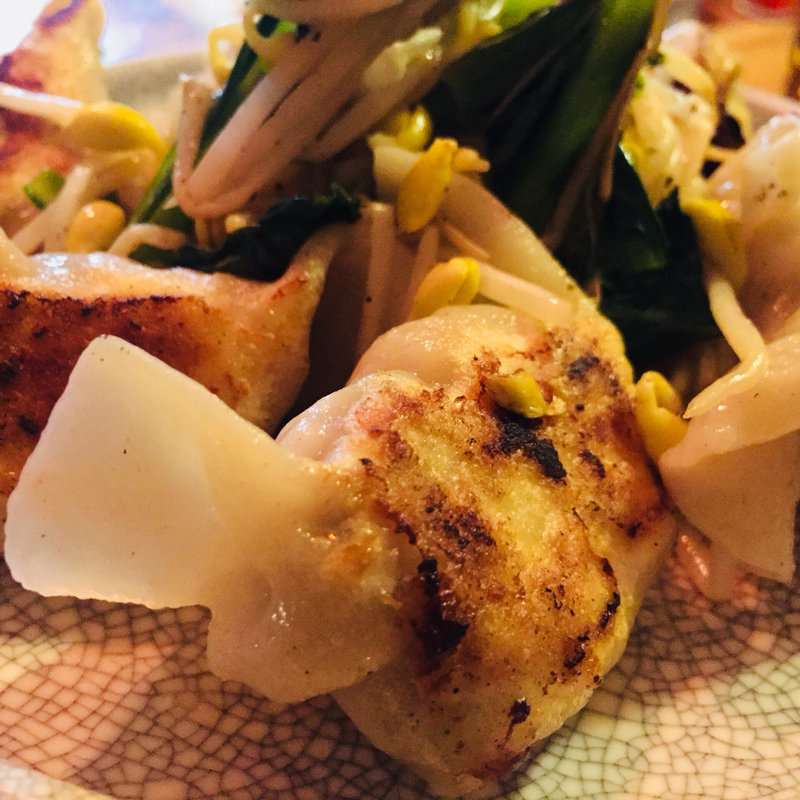 焼き餃子(有機野菜と餃子 Foret)