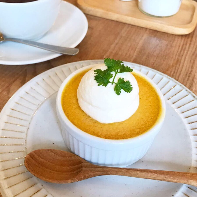 かぼちゃのプリン(cafe&gallery hobitto)