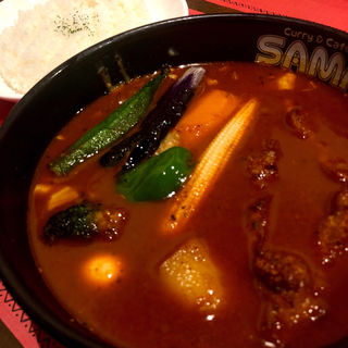 バリチキと焦がしキャベチーズカリー(海老スープ)(SAMA 下北沢店)