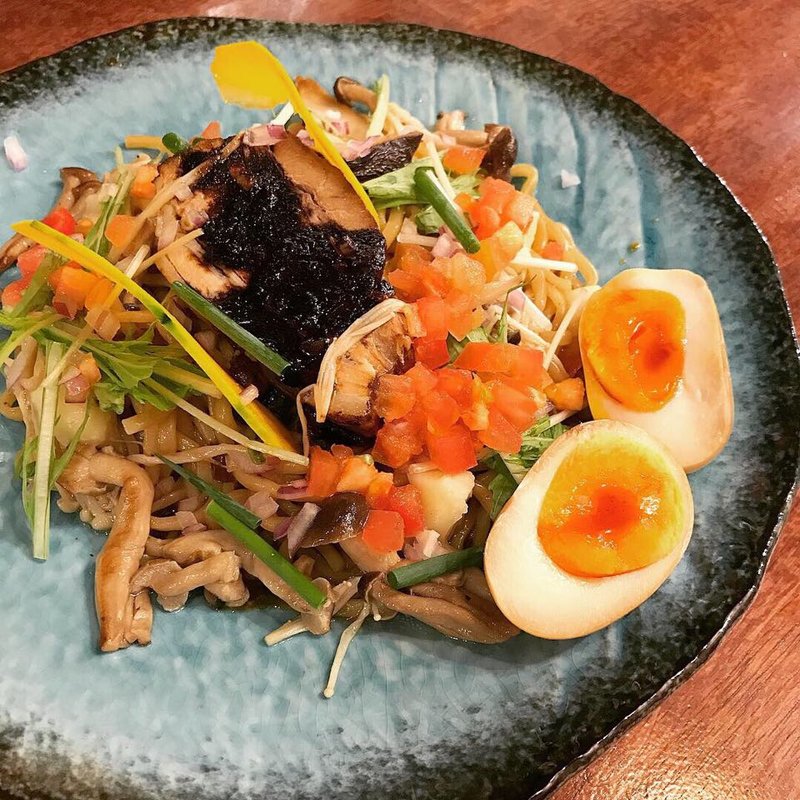 限定 汁なし麺 豚バラのバルサミコラグーときのこ達(海老丸らーめん)