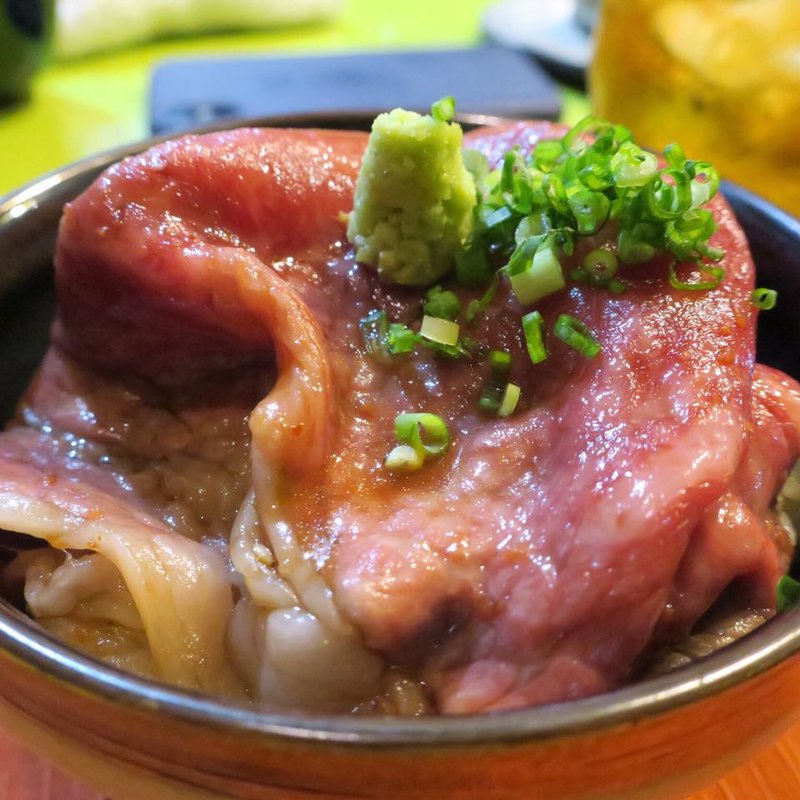 牛松茸ごはん(立呑み とだか)