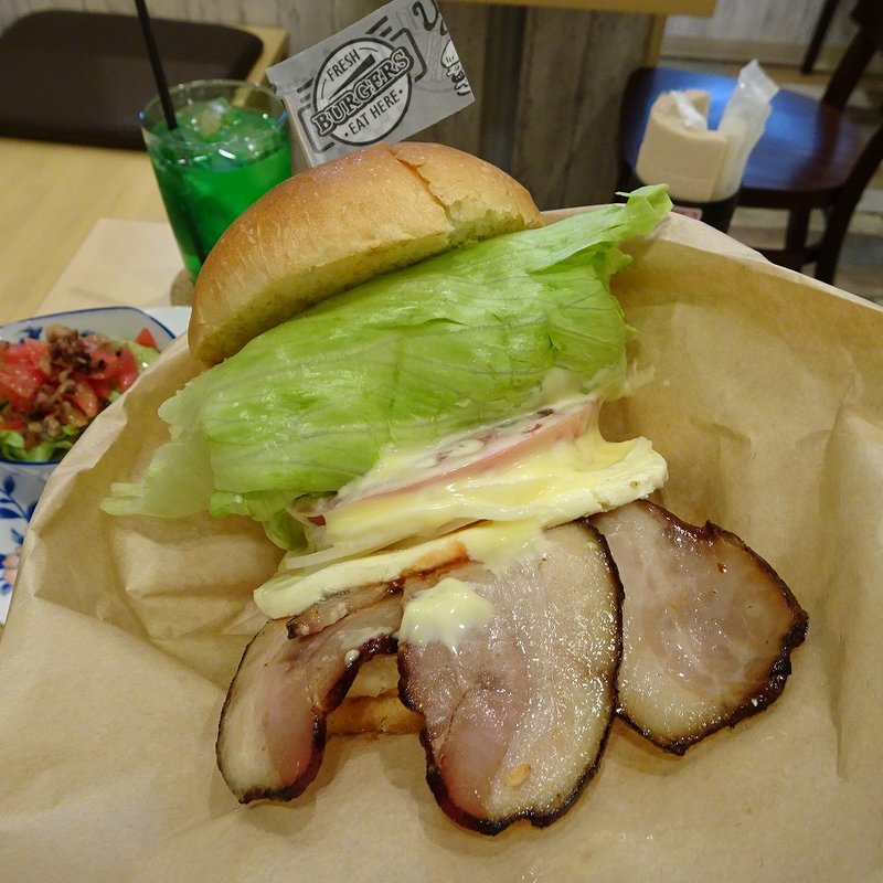 ベーコンバーガー＋クリームチーズ(サセボボーン　バーガー)