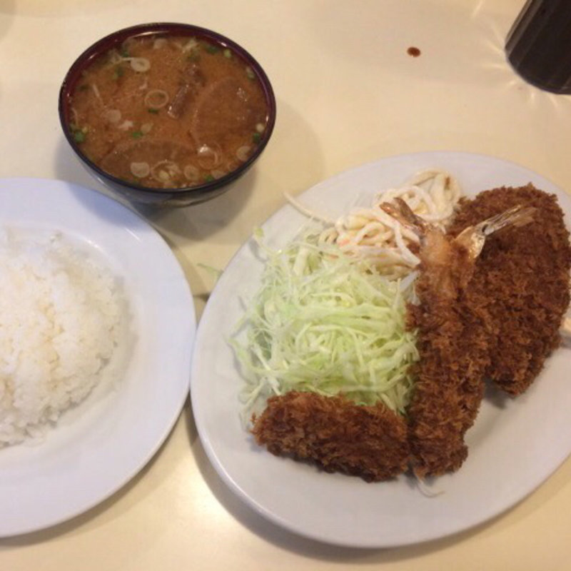 スペシャルランチ+豚汁(とんかつ大和)