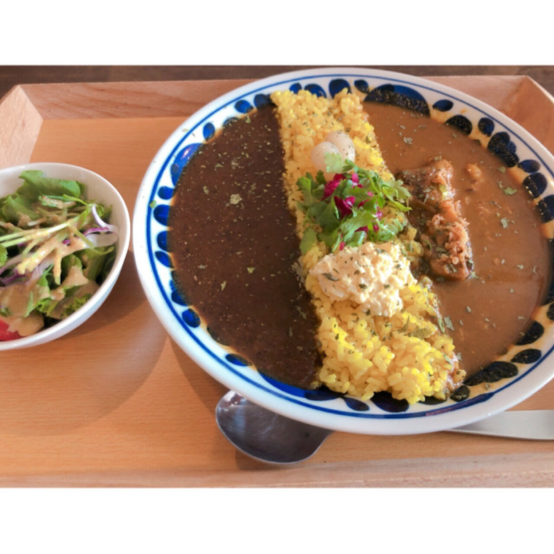 2種盛カレー(moon&spoon)