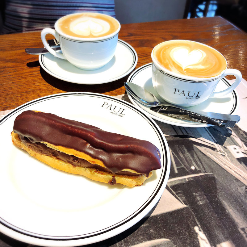 チョコエクレア(PAUL アトレ四谷店)