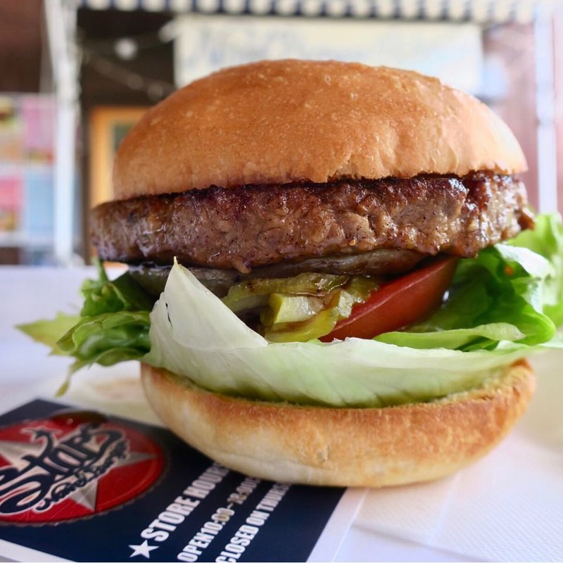 クラシックバーガー(ネーブルバーガー スターズ（道の駅 北はりまエコミュージアム）)