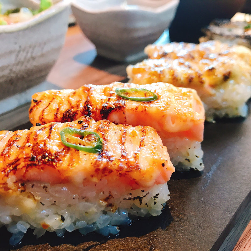 アブリシャス8貫定食(KINKA sushi bar izakaya 六本木)