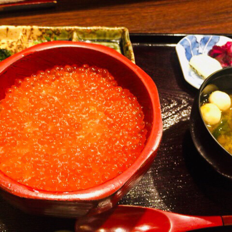 いくら丼(かわな)