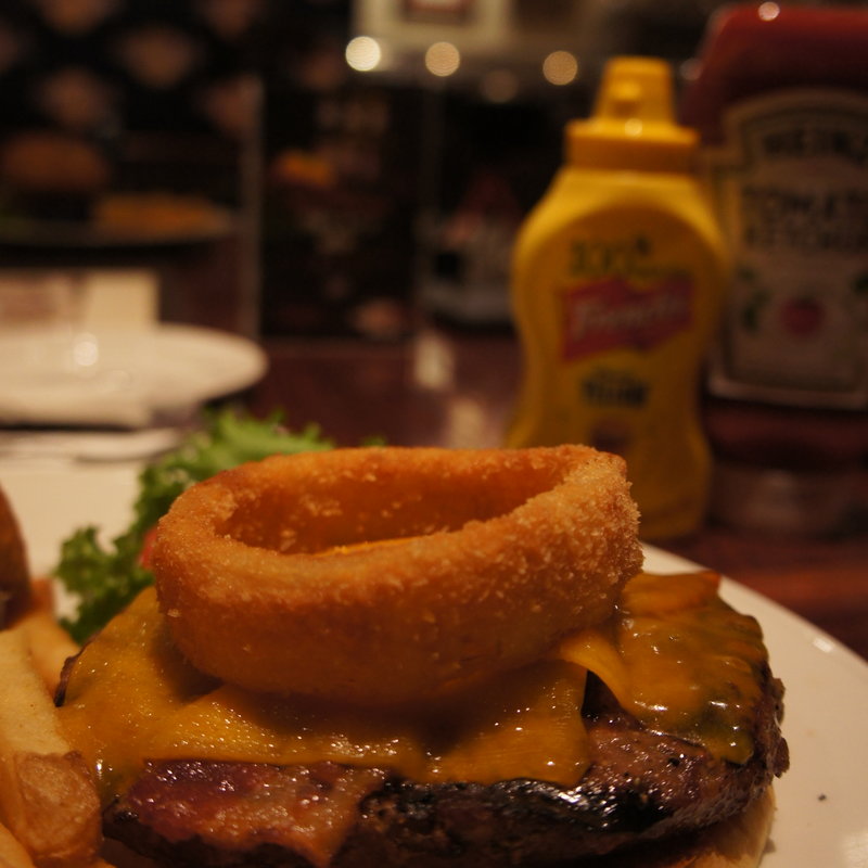 レジェンダリーバーガー(ハードロックカフェ 横浜)