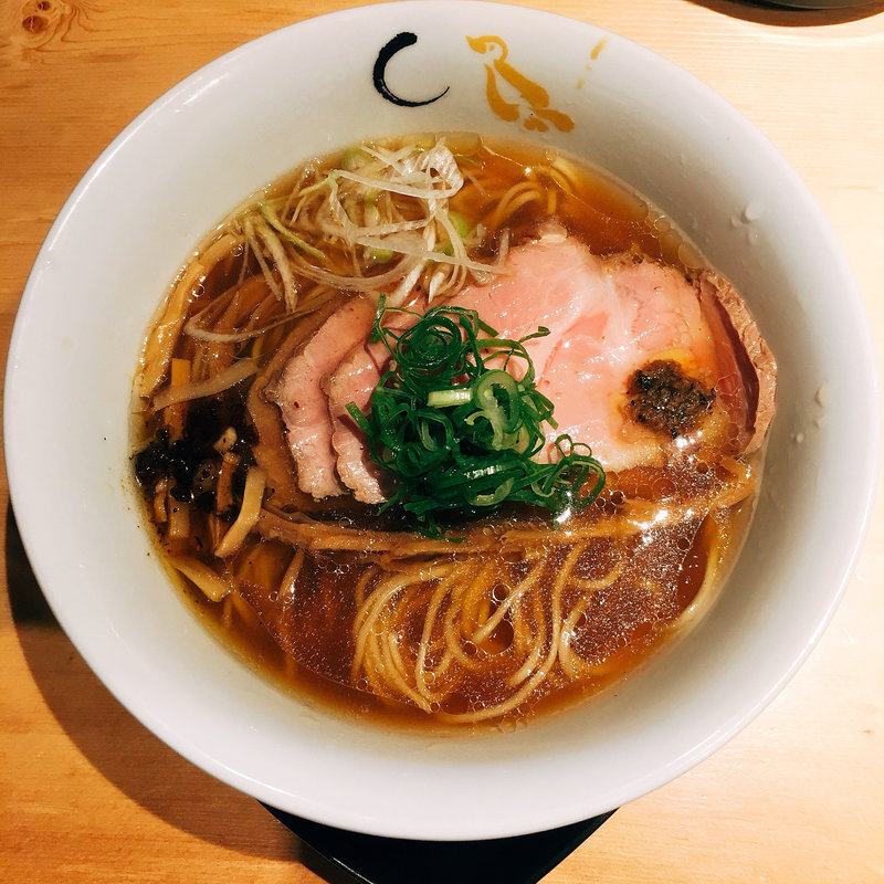 煮豚そば(醤油)(SOBA HOUSE 金色不如帰 新宿御苑本店 （コンジキホトトギス）)