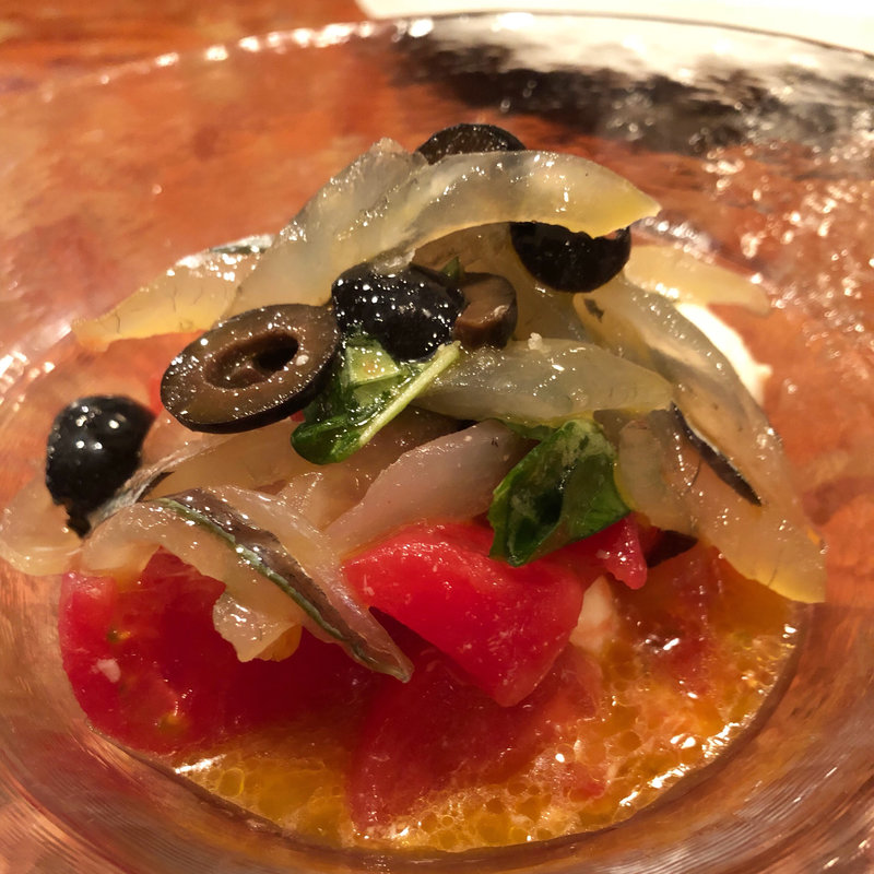 さよりとモッツァレラチーズのカプレーゼ(ata)