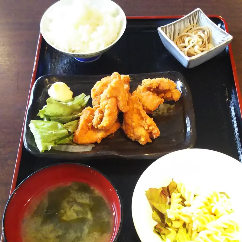 から揚げ定食(日本酒専門 のすけ)