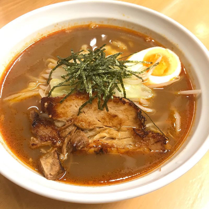 炙りチャーシューカレーチーズラーメン(魔女のカレー （マジョノカレー）)