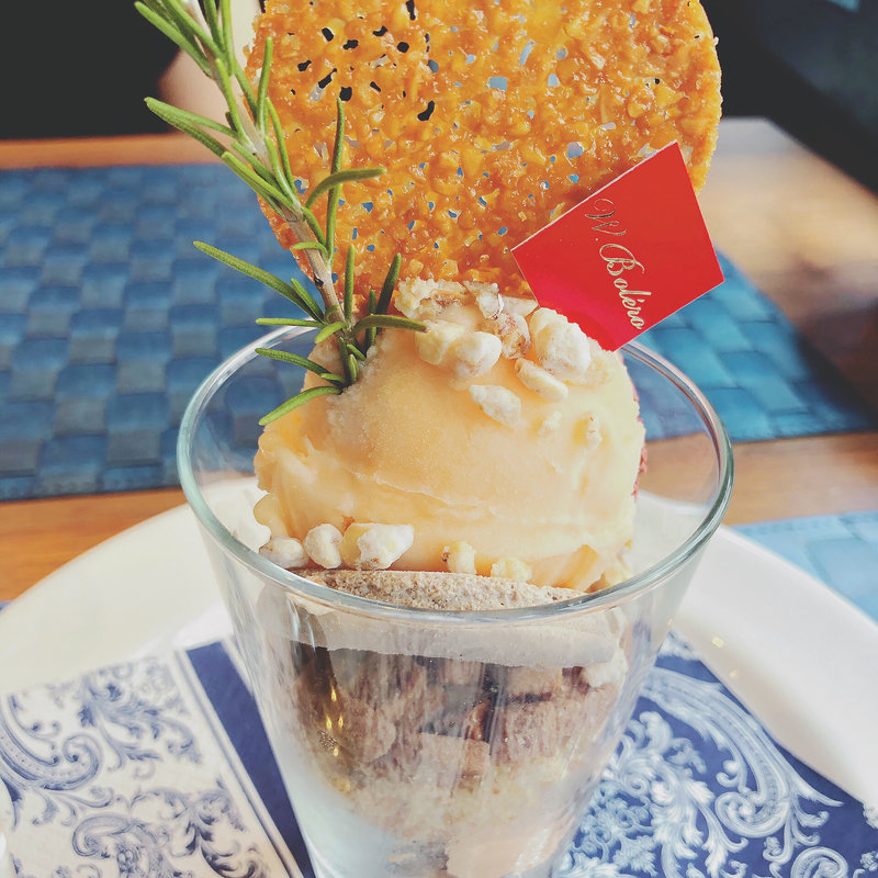 パフェ(ドゥブルベボレロ 大阪本町店)