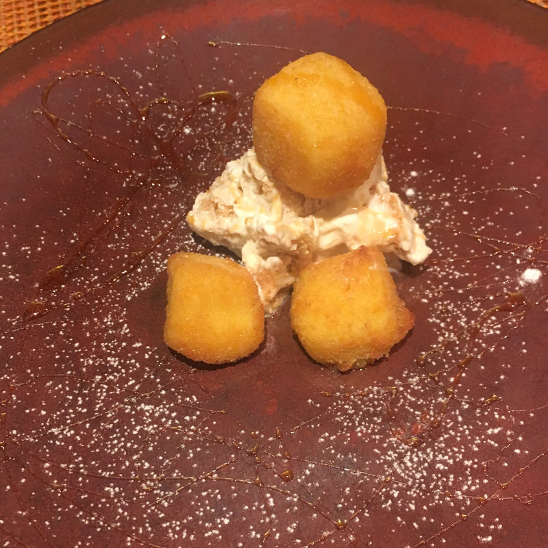 カスタードのフリット(ペペロッソ )