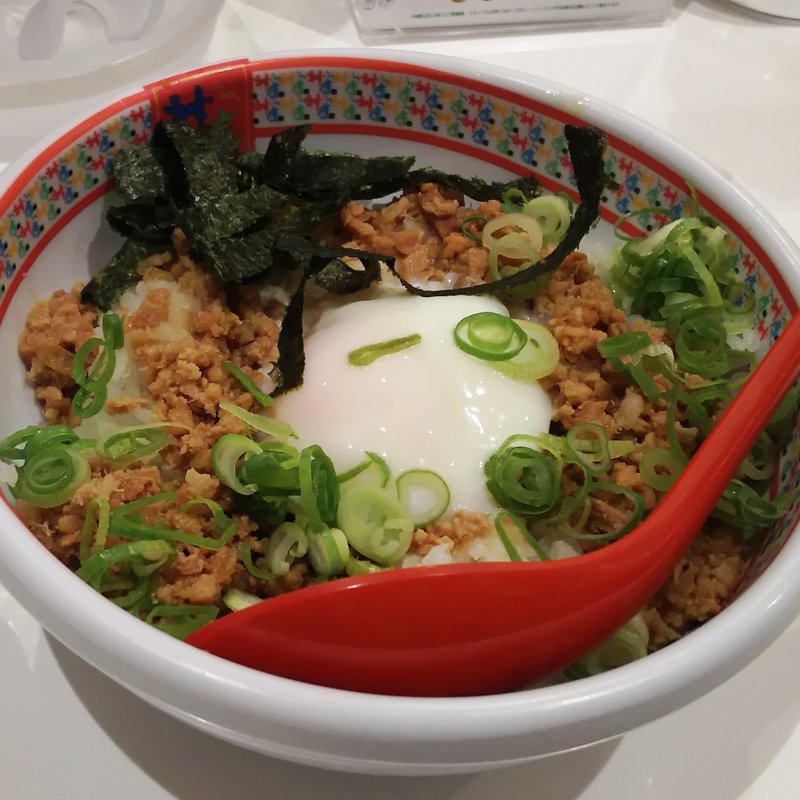 チャーシューそぼろ丼(どうとんぼり神座 川崎店)