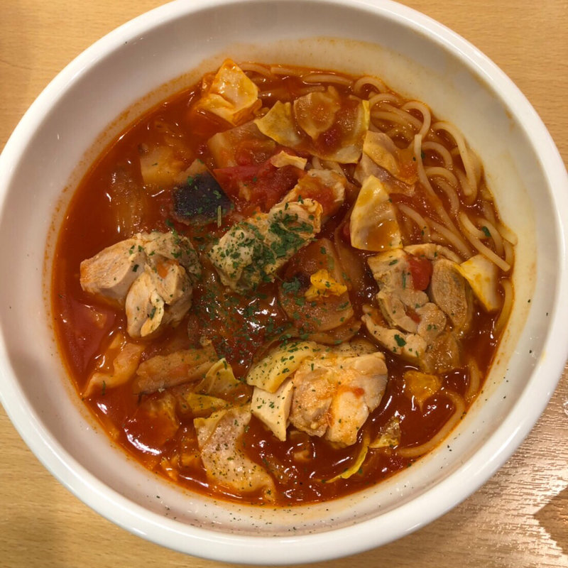 鶏肉ほっこりトマトスープ(ポポラマーマ カナート洛北)