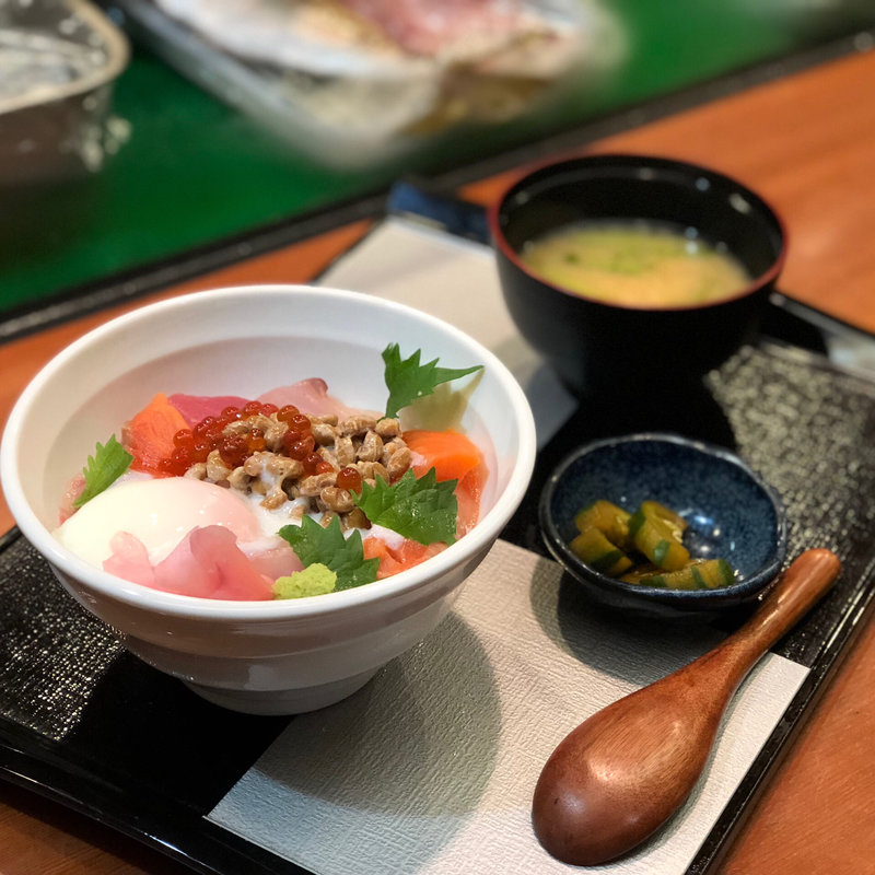 なっちょ限定 まかない丼(菊寿司 )