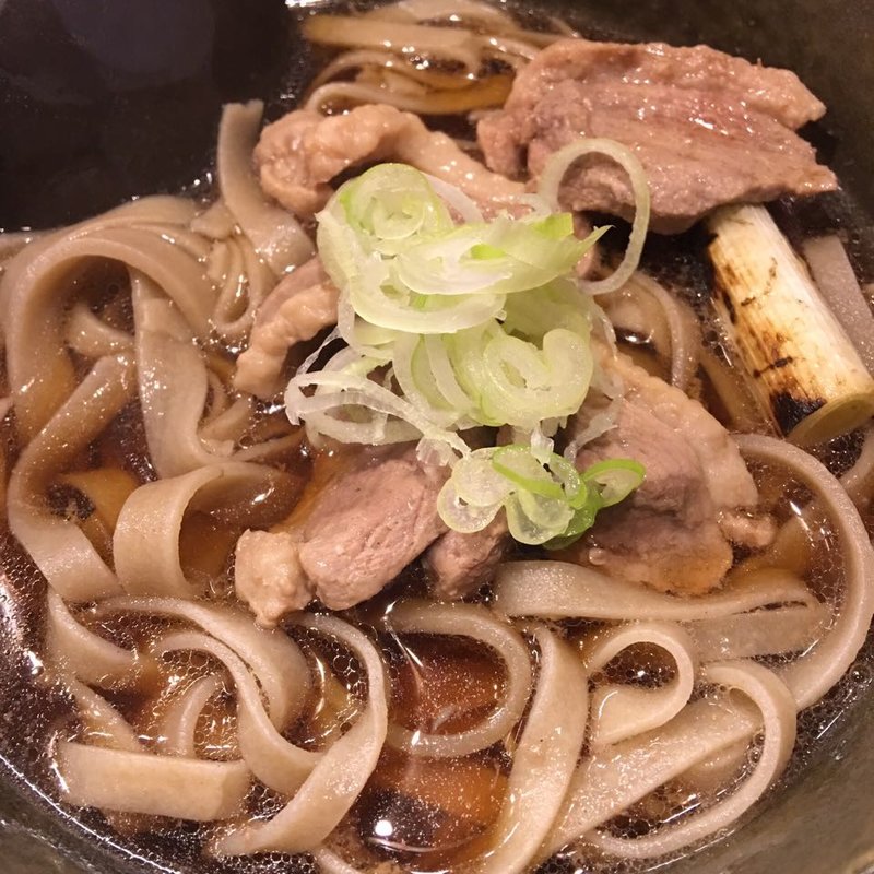 鴨南蛮そば （太麵）(手打ち蕎麦 松庵)