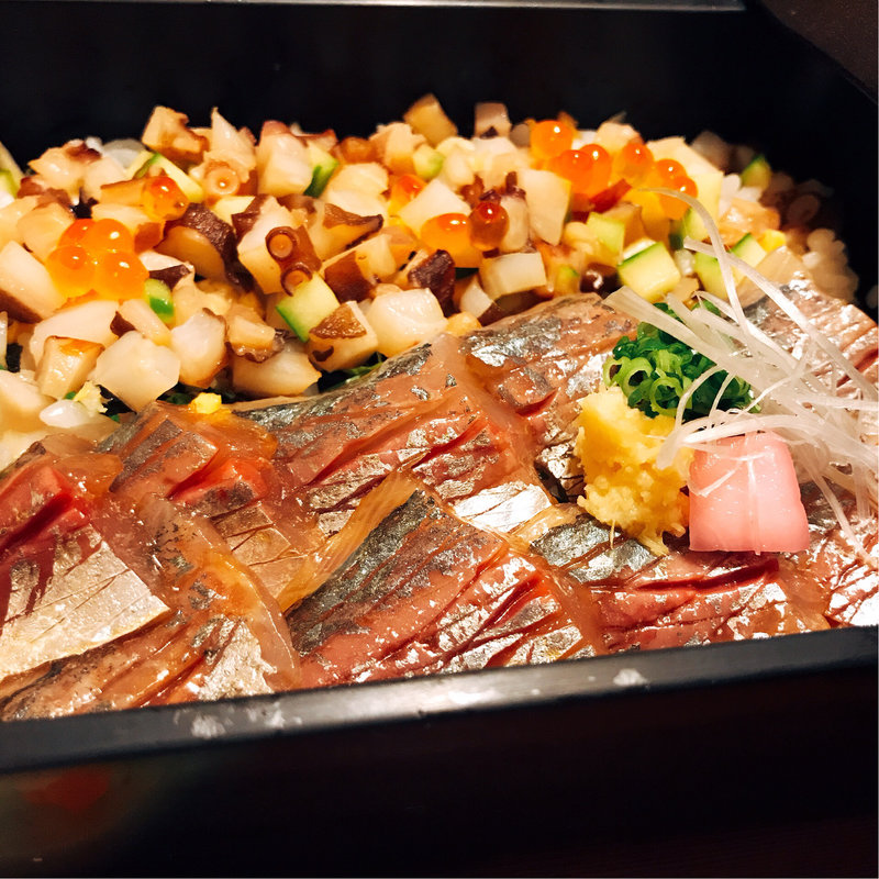 アジ丼(さらい)