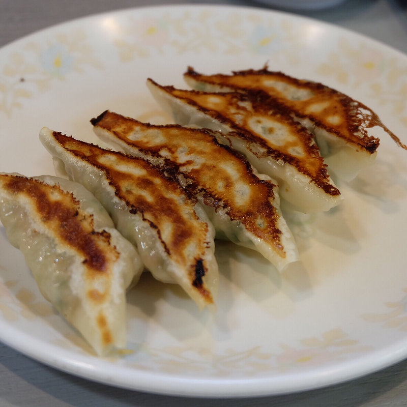 手作りギョーザ(中国料理天幸)