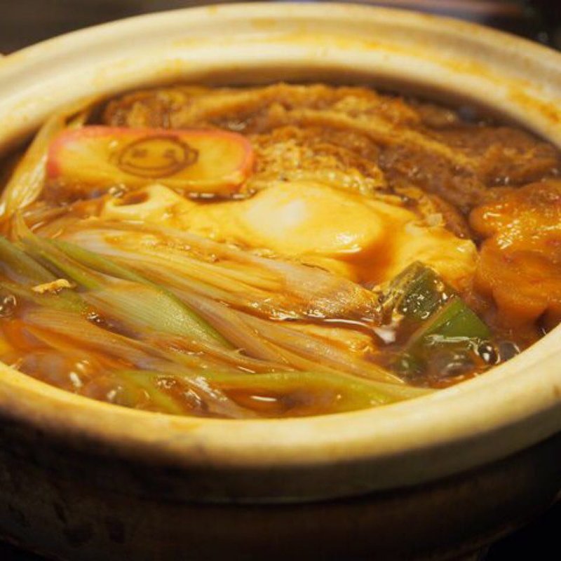 親子味噌煮込みうどん(手打ちうどん 味噌煮込みうどん みのや)