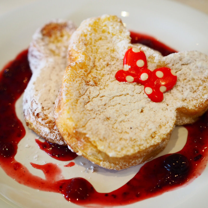 フレンチトーストセット(S.S.コロンビア・ダイニングルーム)