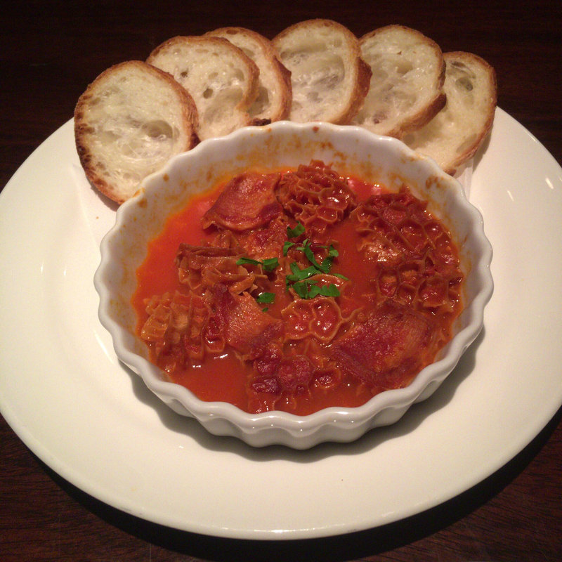 トリッパとトマトの煮込み(Bar neat)