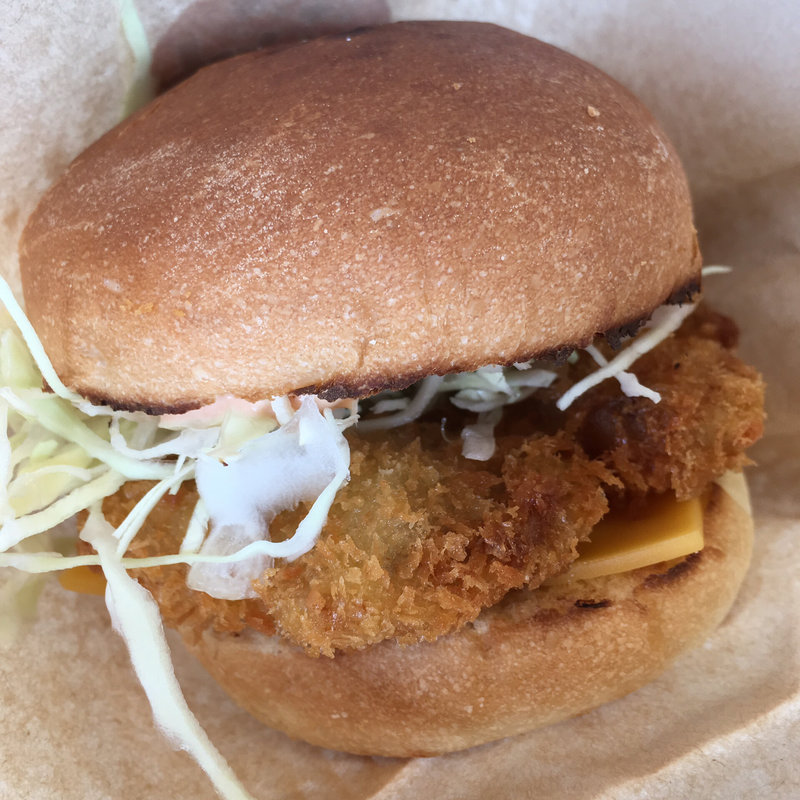 サメバーガー(沼津バーガー)