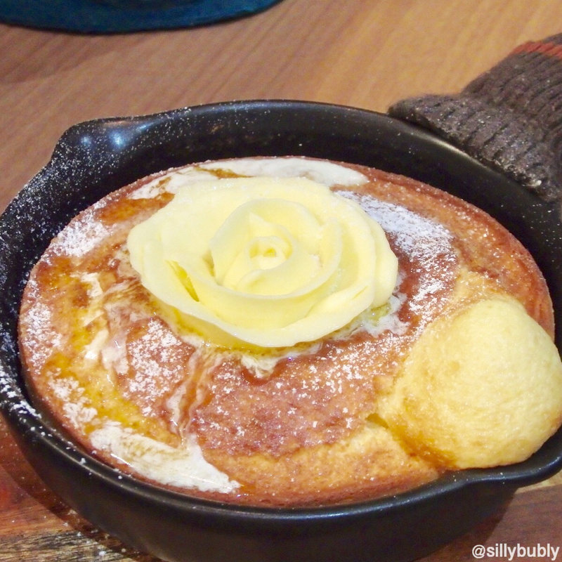 ポンフィパンケーキセット(森のオーブンカフェ ponfy)