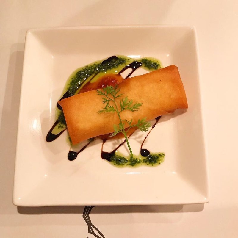 海老とカマンベールの包み揚げ（2本）(マダムシュリンプグレイス )