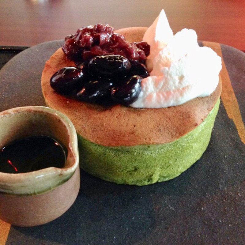 森半の抹茶の緑パンケーキ(雪ノ下 京都本店 )