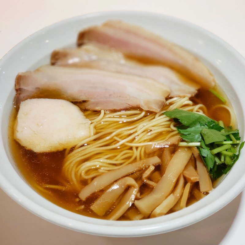 淡麗鶏出汁醤油そば(麺とかき氷 ドギャン)