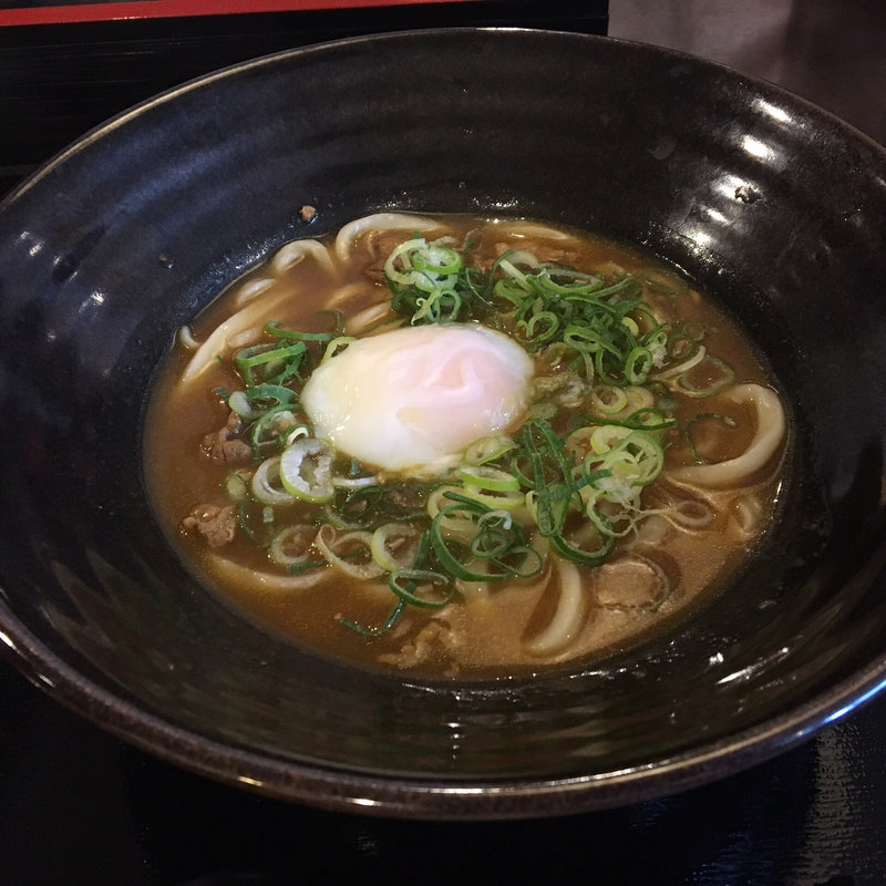 温玉カレーうどん(情熱うどん讃州 新大阪店)