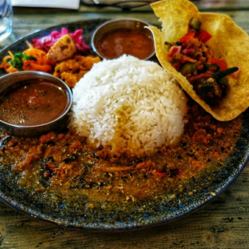 カニャークマリカレープレート(虎子食堂)