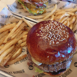 アボカドモッツァレラチーズバーガー(ザ グレートバーガー （THE GREAT BURGER）)