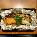 秋鮭と木の子のホイル焼き(喜口商店)
