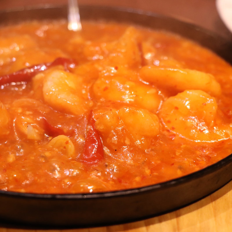 贅沢三宝海老チリソース炒め(本格中華料理 陳家私菜 新宿店)