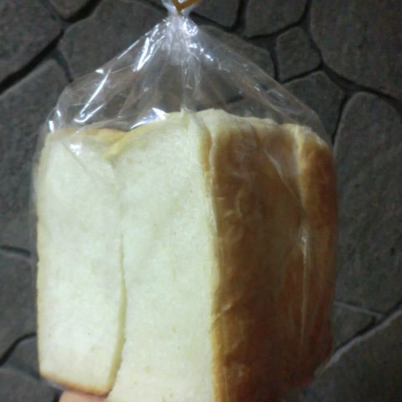 食パン(ヒッポー製パン所)