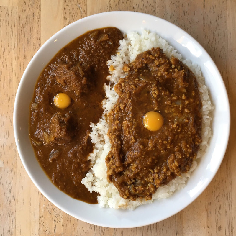 チキン合いがけカレー (喫茶うずら )