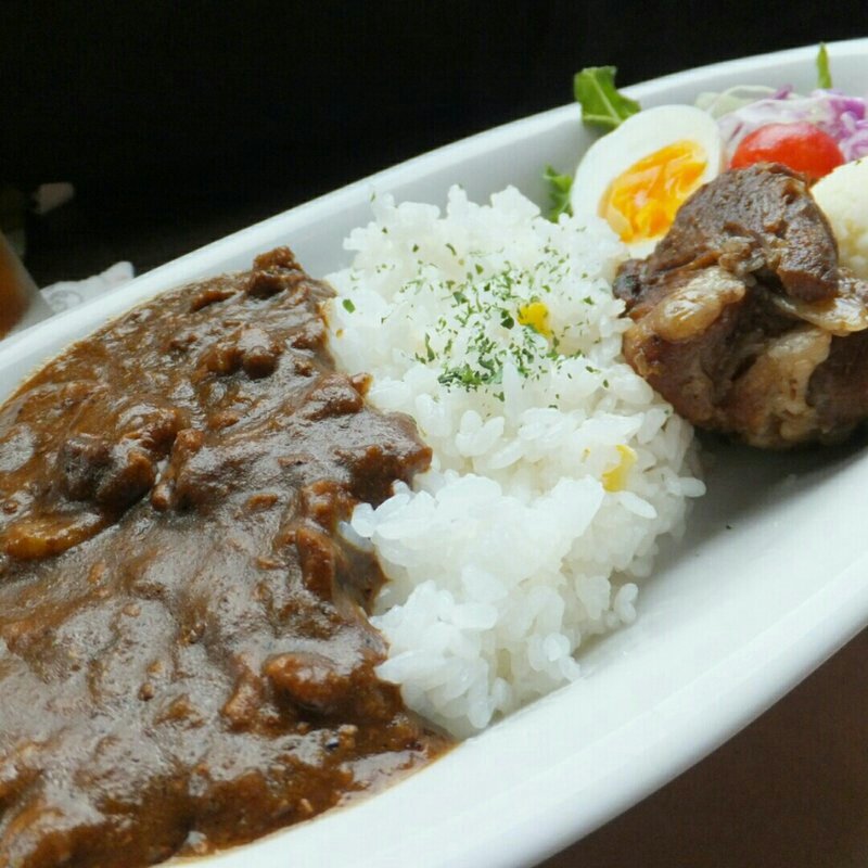 角煮のせカレー(View Cafe Your Time (ビューカフェユアタイム))