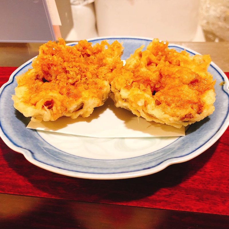 蛤の姿揚げ(天ぷら新宿つな八 総本店)