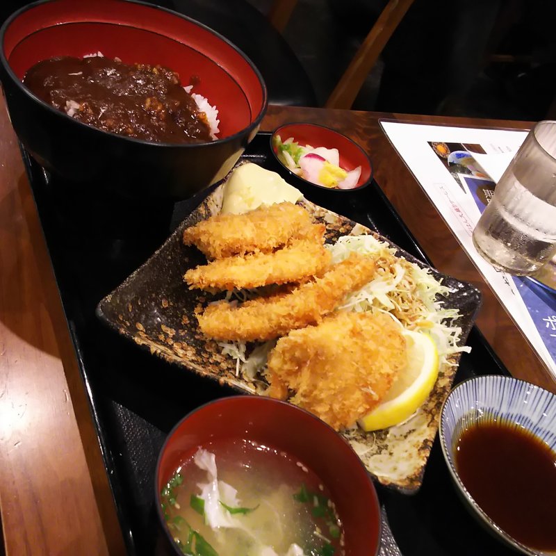 やわらかジューシー チキンカツ定食(鶏味座 川崎アゼリア店)