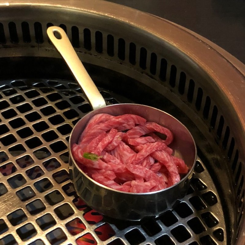 炙りユッケ(焼肉処かね竹 兵庫本店)