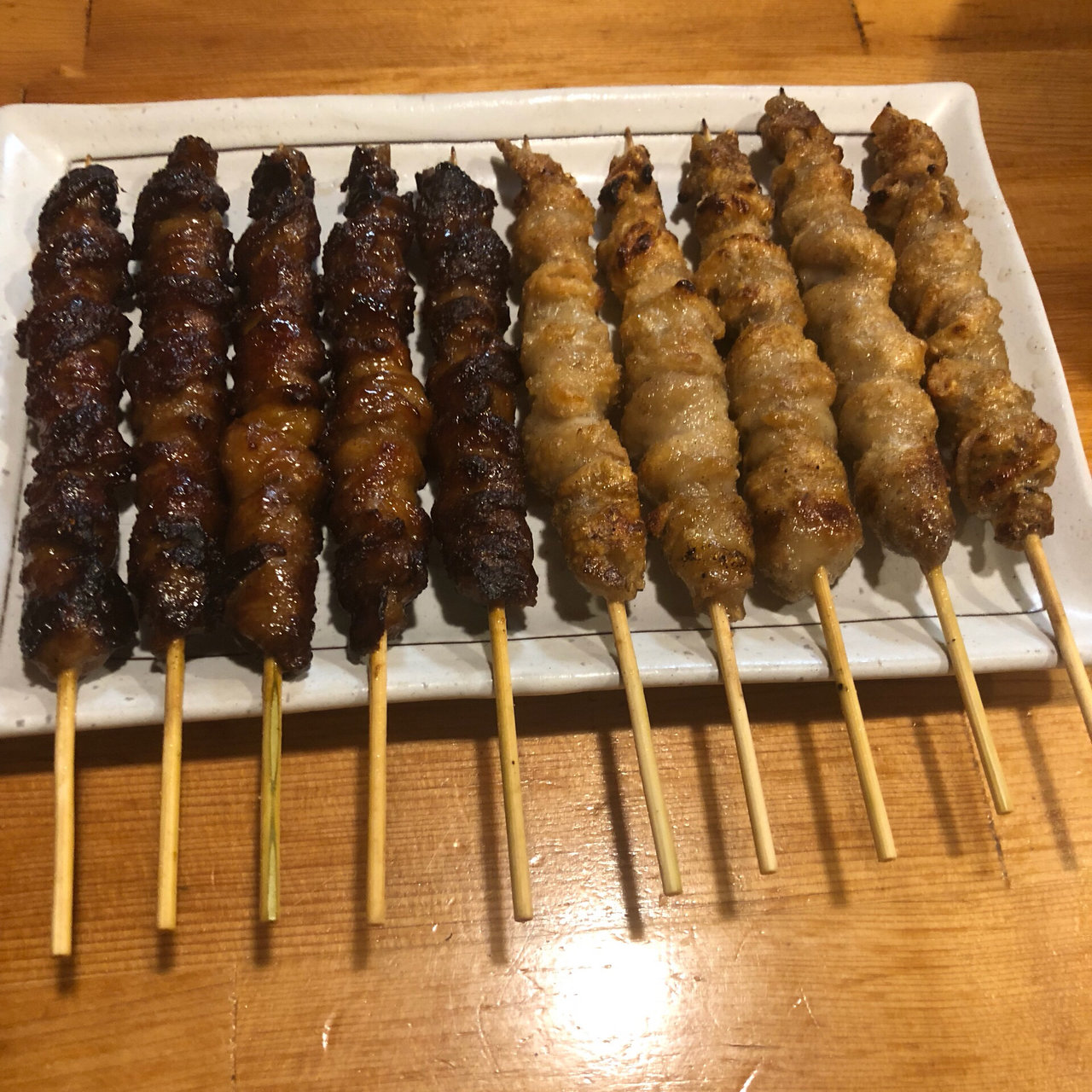 名物鶏皮 白 黒5本 かわ庵 の口コミ一覧 おいしい一皿が集まるグルメコミュニティサービス Sarah