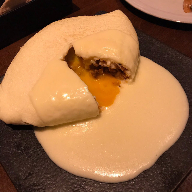 白いオムライス(MOUTON)