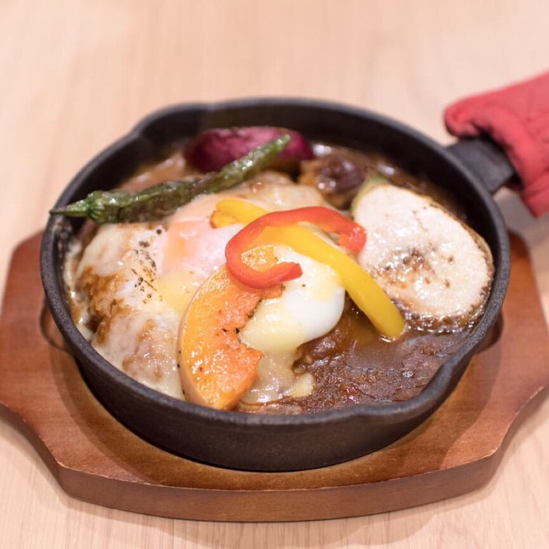 季節野菜のとろ〜りチーズ焼きカレー(ハイミーカフェ)