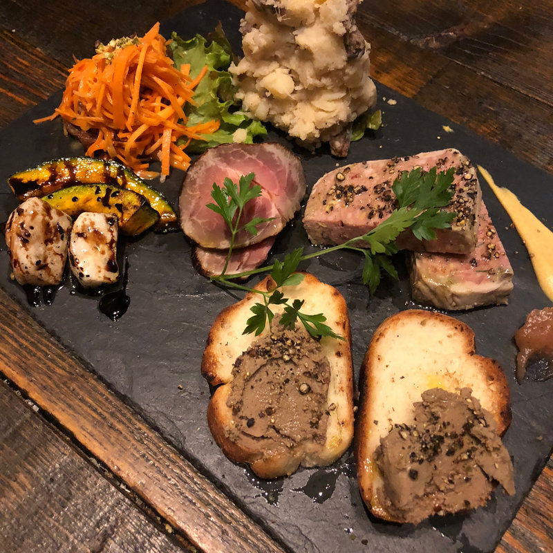 お肉・野菜前菜盛り合わせ(ズイジ（zuiji）)